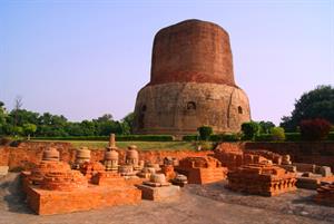Bodhgaya – Varanasi (250 Km / 6 Hrs)