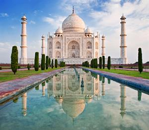 Agra-Jaipur (250 km/ 5 Hrs)